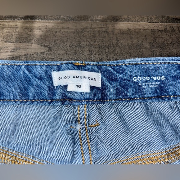Good American Good 90s Relaxed Fit Jeans SZ 16 - Picture 9 of 16